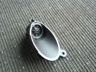 bontott OPEL ASTRA J Jobb Műszerfal Hangszóró