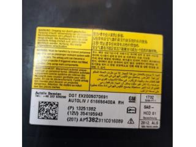 bontott OPEL ASTRA J Jobb Oldallégzsák