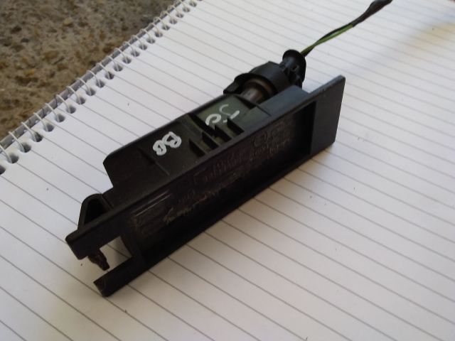 bontott OPEL ASTRA J Jobb Rendszámtábla Világítás