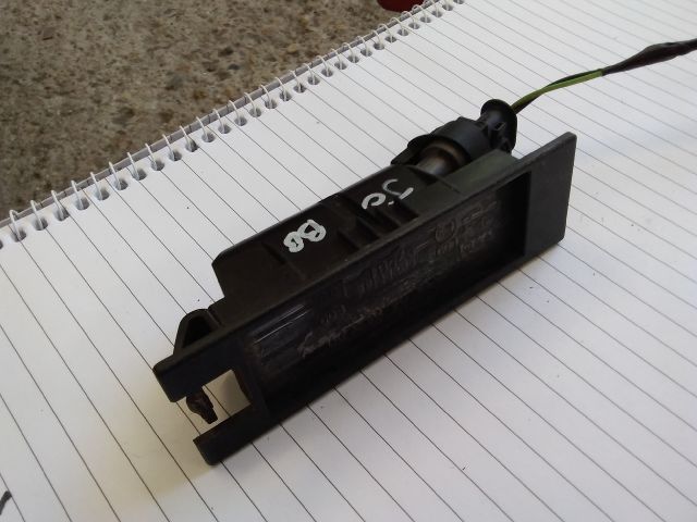 bontott OPEL ASTRA J Jobb Rendszámtábla Világítás