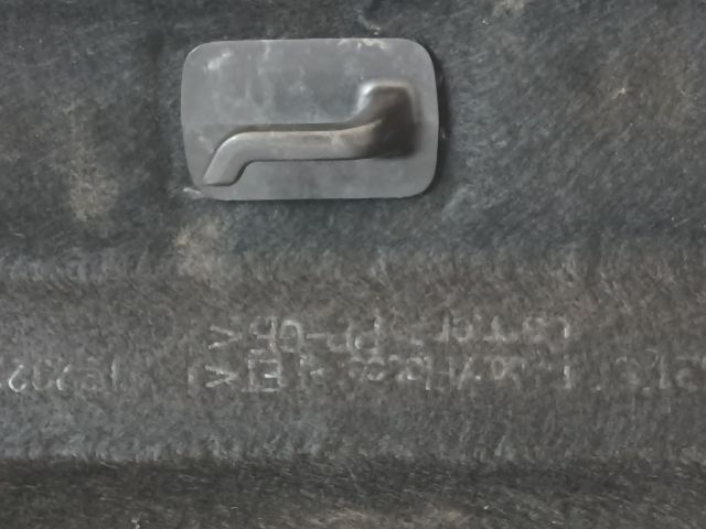 bontott OPEL ASTRA J Kalaptartó