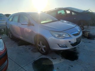 bontott OPEL ASTRA J Kipufogó Közösítő