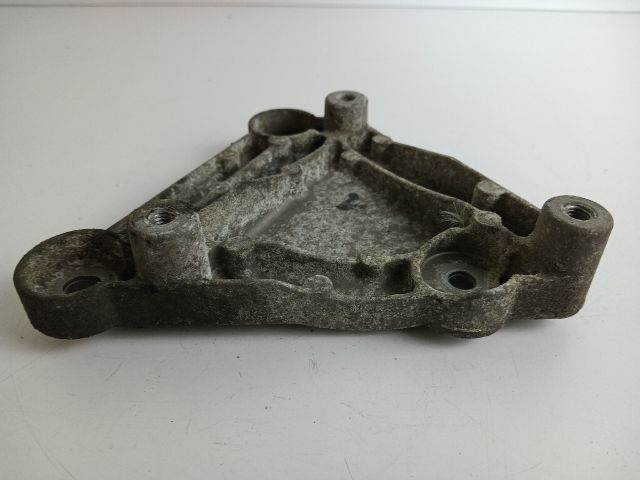 bontott OPEL ASTRA J Klímakompresszor Tartó Bak