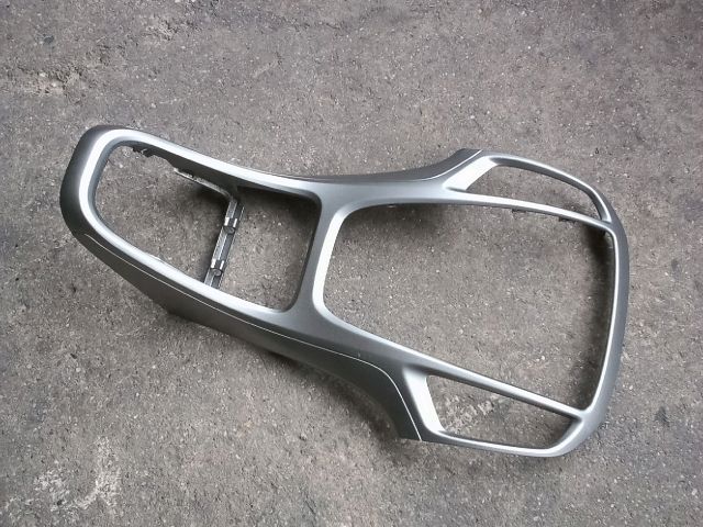 bontott OPEL ASTRA J Középkonzol Keret
