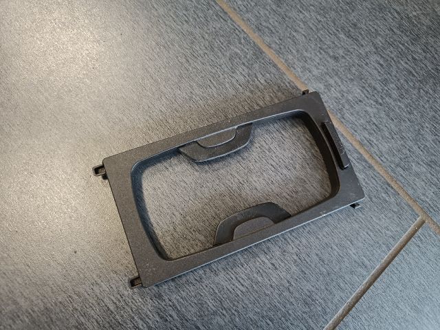 bontott OPEL ASTRA J Középkonzol Keret