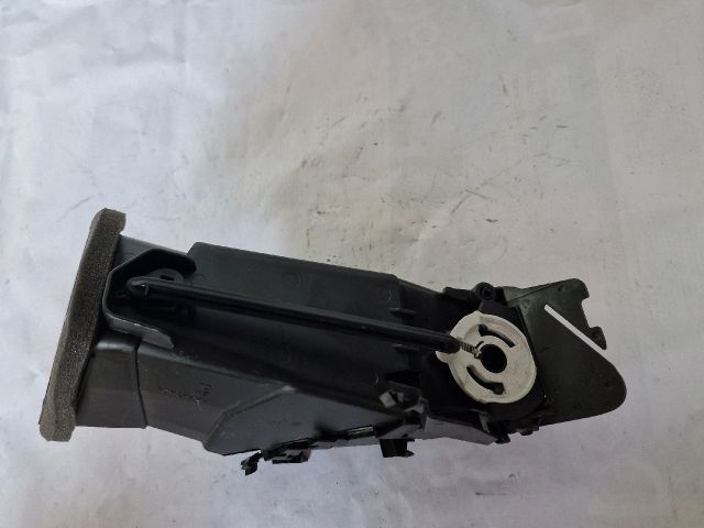 bontott OPEL ASTRA J Középső Bal Szellőző