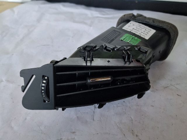 bontott OPEL ASTRA J Középső Bal Szellőző