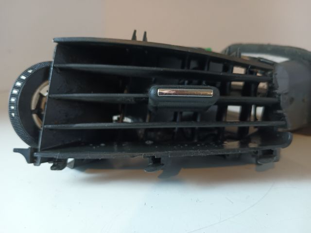 bontott OPEL ASTRA J Középső Bal Szellőző