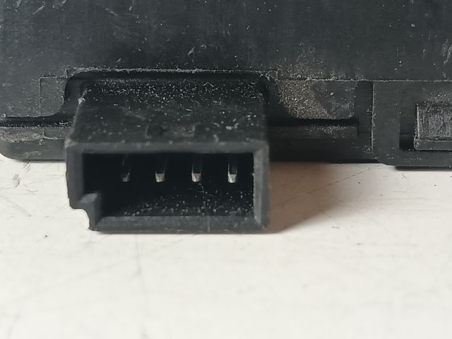 bontott OPEL ASTRA J Központizár Elektronika