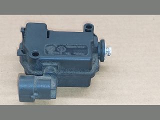 bontott OPEL ASTRA J Központizár Motor Tankajtó