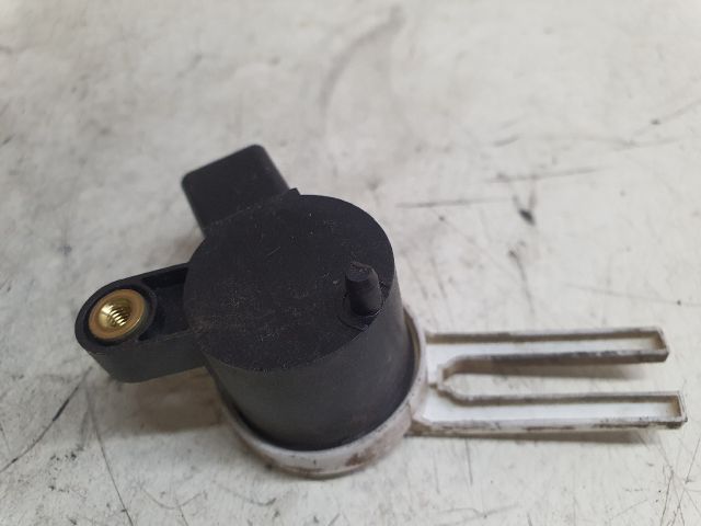 bontott OPEL ASTRA J Kuplung Pedál Kapcsoló