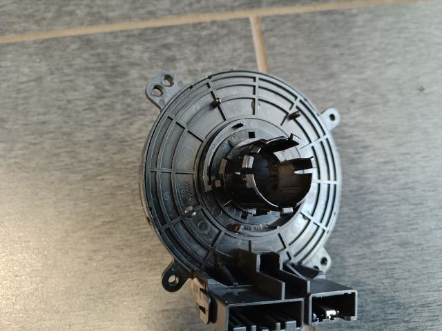 bontott OPEL ASTRA J Légzsák Átvezető Szalagkábel