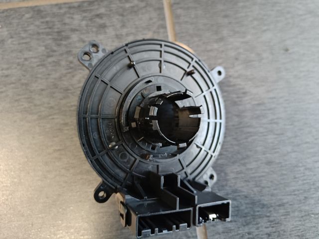 bontott OPEL ASTRA J Légzsák Átvezető Szalagkábel