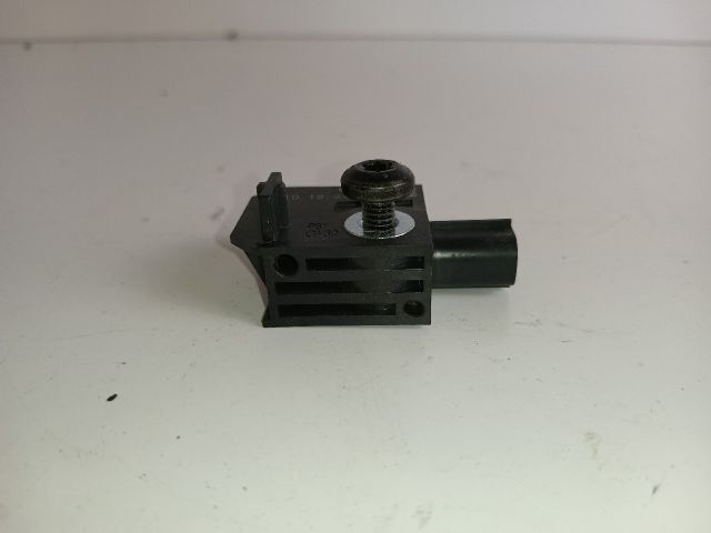 bontott OPEL ASTRA J Légzsák Indító Modul Oldallégzsák