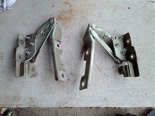 bontott OPEL ASTRA J Motorháztető Bal Zsanér