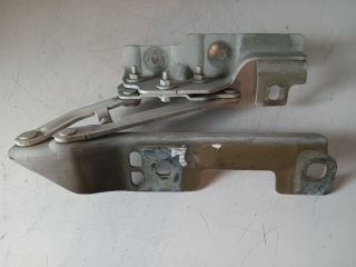 bontott OPEL ASTRA J Motorháztető Bal Zsanér