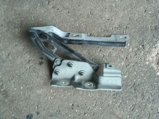 bontott OPEL ASTRA J Motorháztető Jobb Zsanér