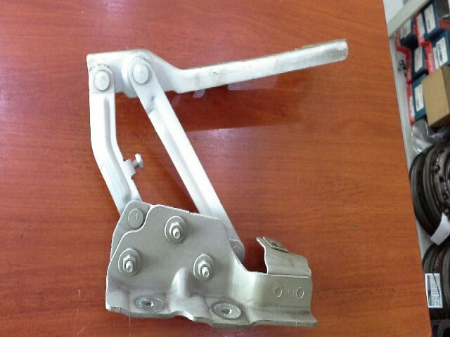 bontott OPEL ASTRA J Motorháztető Jobb Zsanér