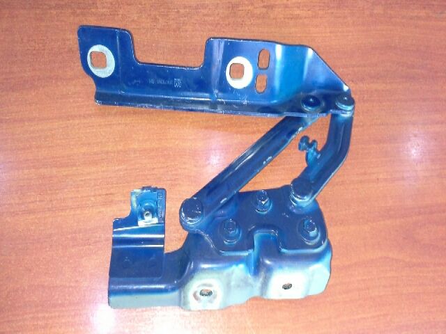 bontott OPEL ASTRA J Motorháztető Jobb Zsanér