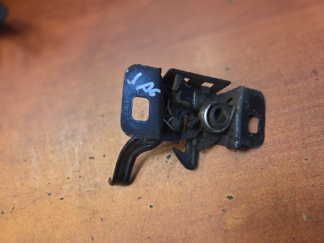 bontott OPEL ASTRA J Motorháztető Zárszerkezet