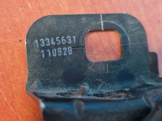 bontott OPEL ASTRA J Motorháztető Zárszerkezet