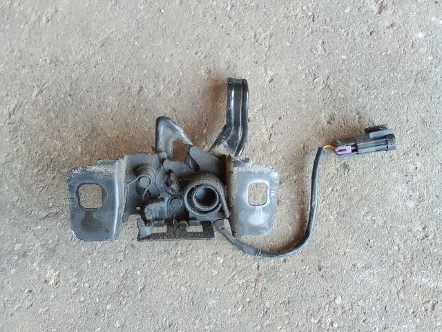 bontott OPEL ASTRA J Motorháztető Zárszerkezet