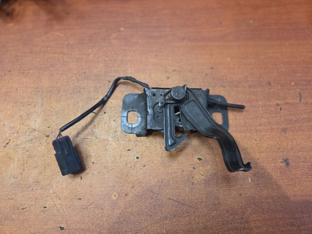 bontott OPEL ASTRA J Motorháztető Zárszerkezet