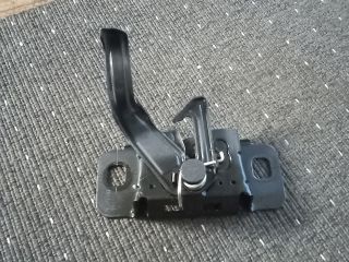 bontott OPEL ASTRA J Motorháztető Zárszerkezet