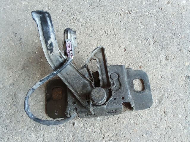 bontott OPEL ASTRA J Motorháztető Zárszerkezet