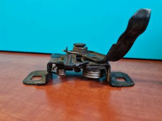 bontott OPEL ASTRA J Motorháztető Zárszerkezet