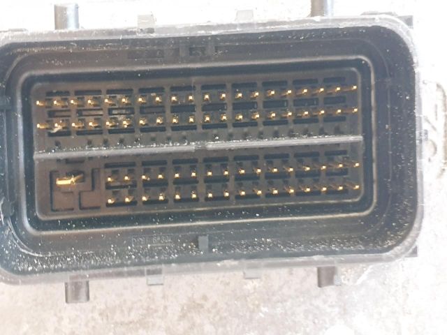 bontott OPEL ASTRA J Motorvezérlő