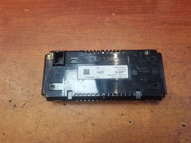 bontott OPEL ASTRA J Multifunkciós Kijelző