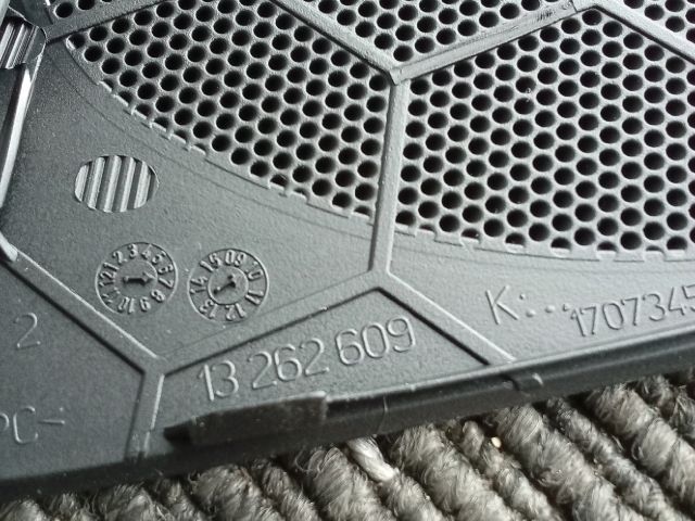 bontott OPEL ASTRA J Műszerfal Bal Hangszóró Burkolat