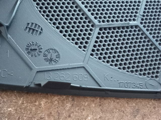 bontott OPEL ASTRA J Műszerfal Bal Hangszóró Burkolat