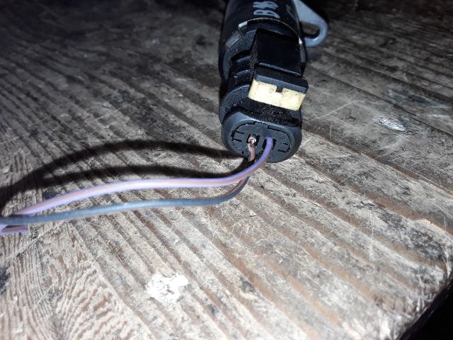 bontott OPEL ASTRA J Olajnyomás Szelep Okoskerékhez