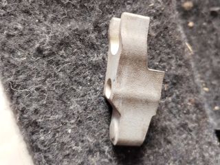 bontott OPEL ASTRA J Porlasztó Lefogató