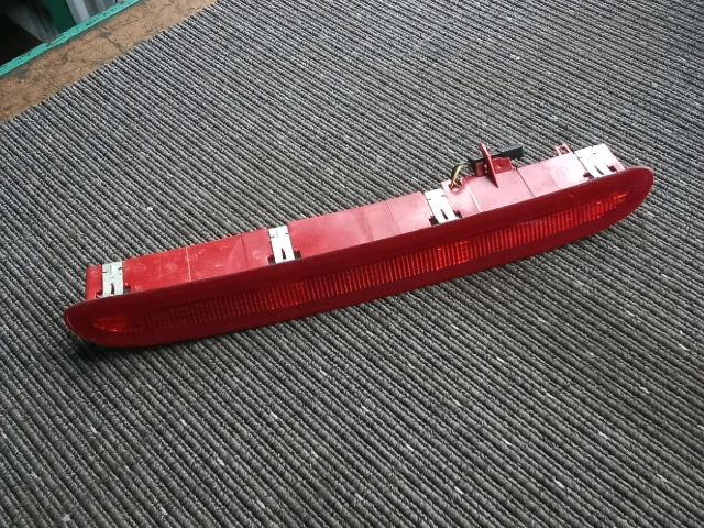 bontott OPEL ASTRA J Pótféklámpa