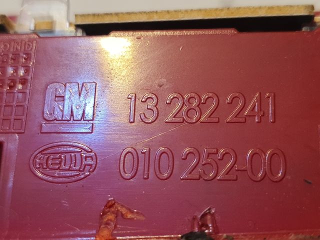 bontott OPEL ASTRA J Pótféklámpa