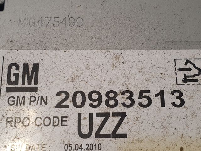 bontott OPEL ASTRA J Rádió / CD