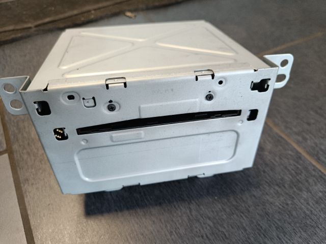 bontott OPEL ASTRA J Rádió / CD