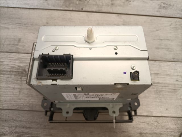 bontott OPEL ASTRA J Rádió / CD