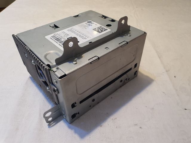 bontott OPEL ASTRA J Rádió / CD