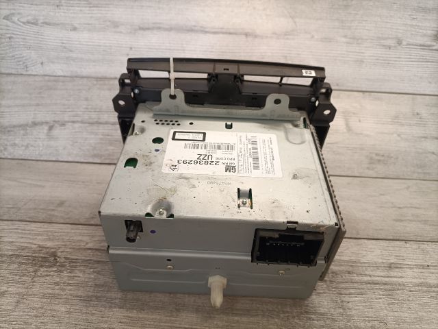 bontott OPEL ASTRA J Rádió / CD