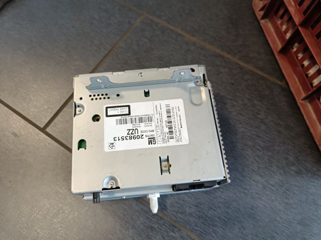 bontott OPEL ASTRA J Rádió / CD