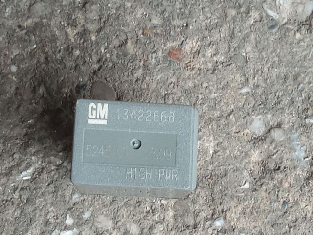 bontott OPEL ASTRA J Relé