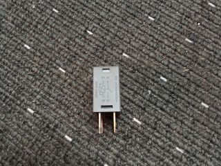 bontott OPEL ASTRA J Relé