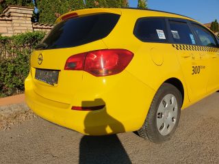 bontott OPEL ASTRA J Tankajtó