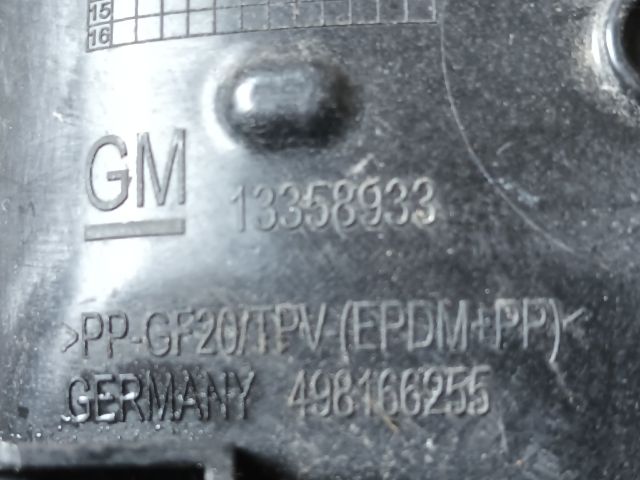 bontott OPEL ASTRA J Tankajtó