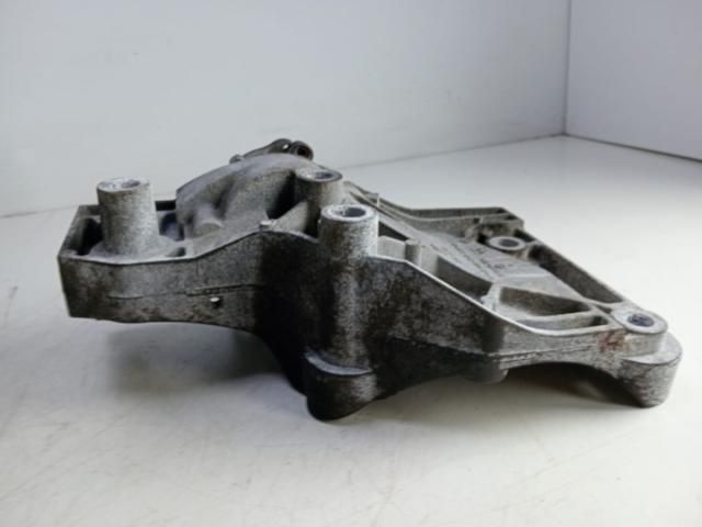 bontott OPEL ASTRA J Tartó Bak