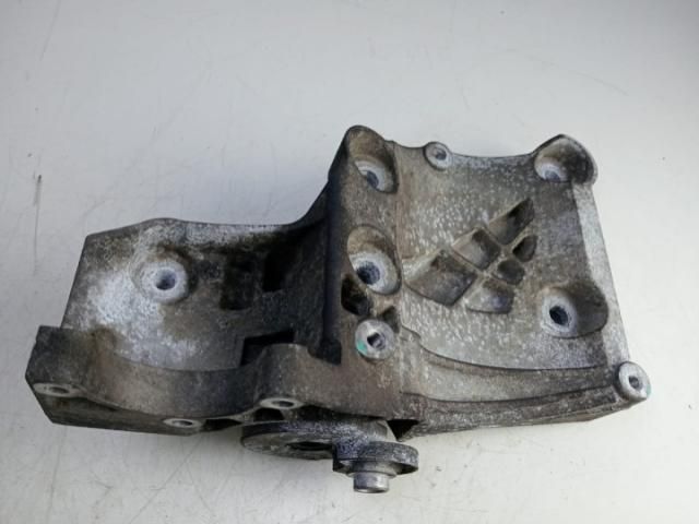 bontott OPEL ASTRA J Tartó Bak